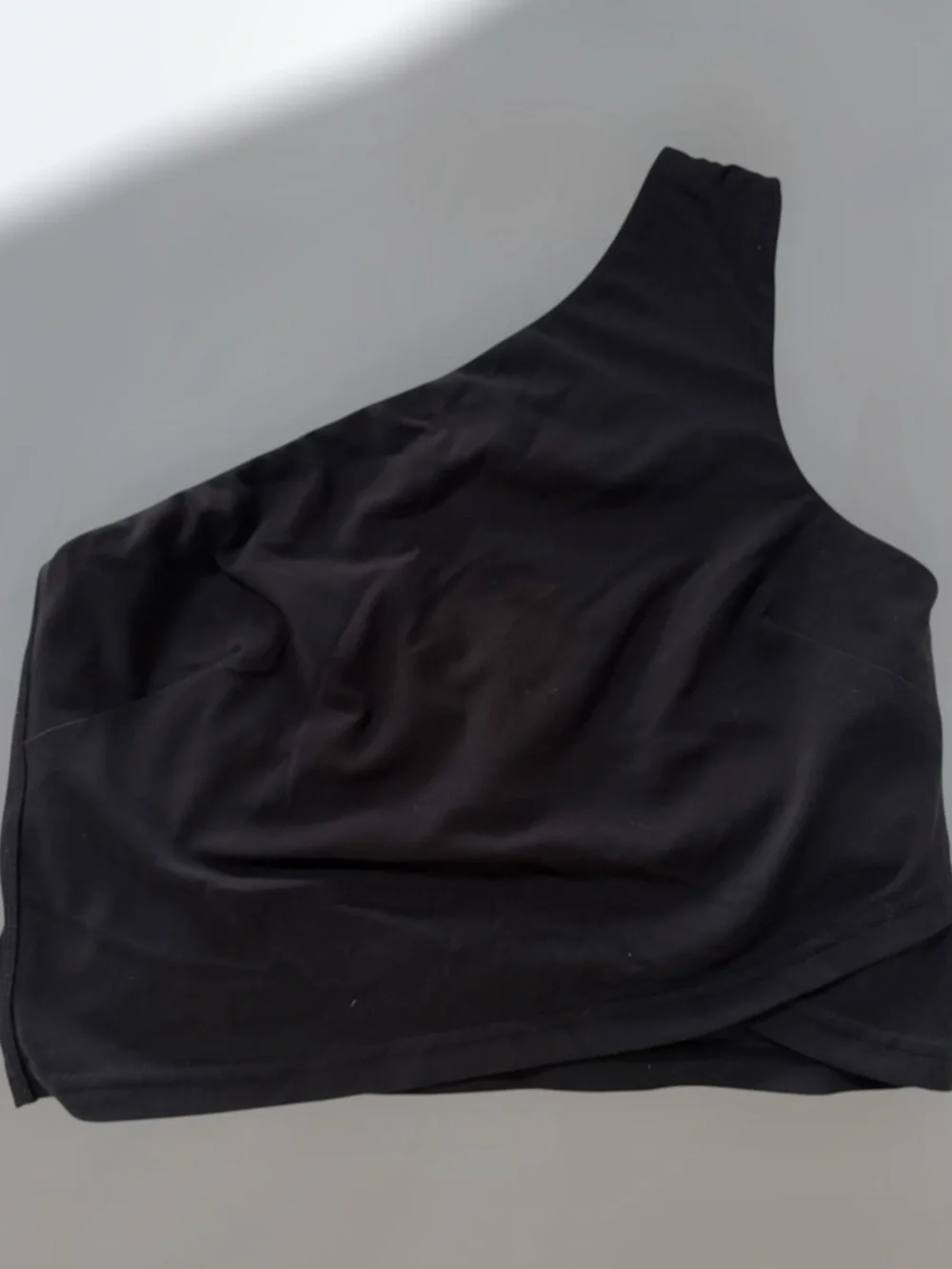 Lululemon asymmetrical sportsbra